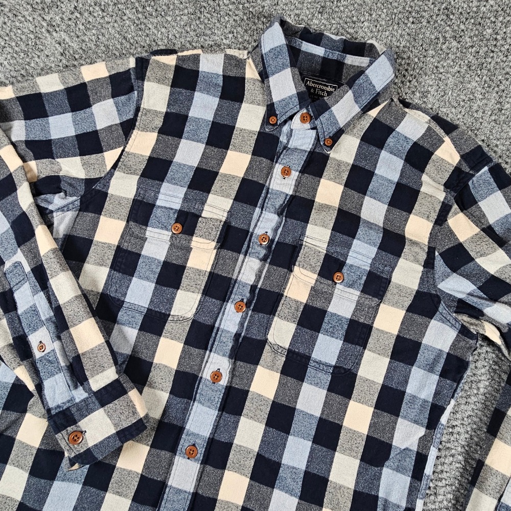 Abercrombie & Fitch Mens Flannel Shirt Medium Blue Cream Plaid Button Down M